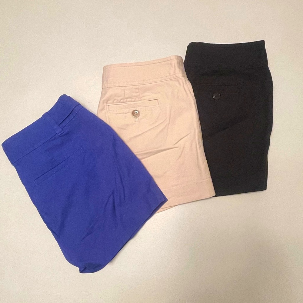 Ann Taylor Shorts (x3) - Picture 2 of 7